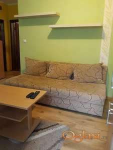 JEDNOIPOSOBAN STAN U BRANISLAVA NUŠIĆA - BLIZU FUTOŠKE I ĆIRPANOVE ULICE